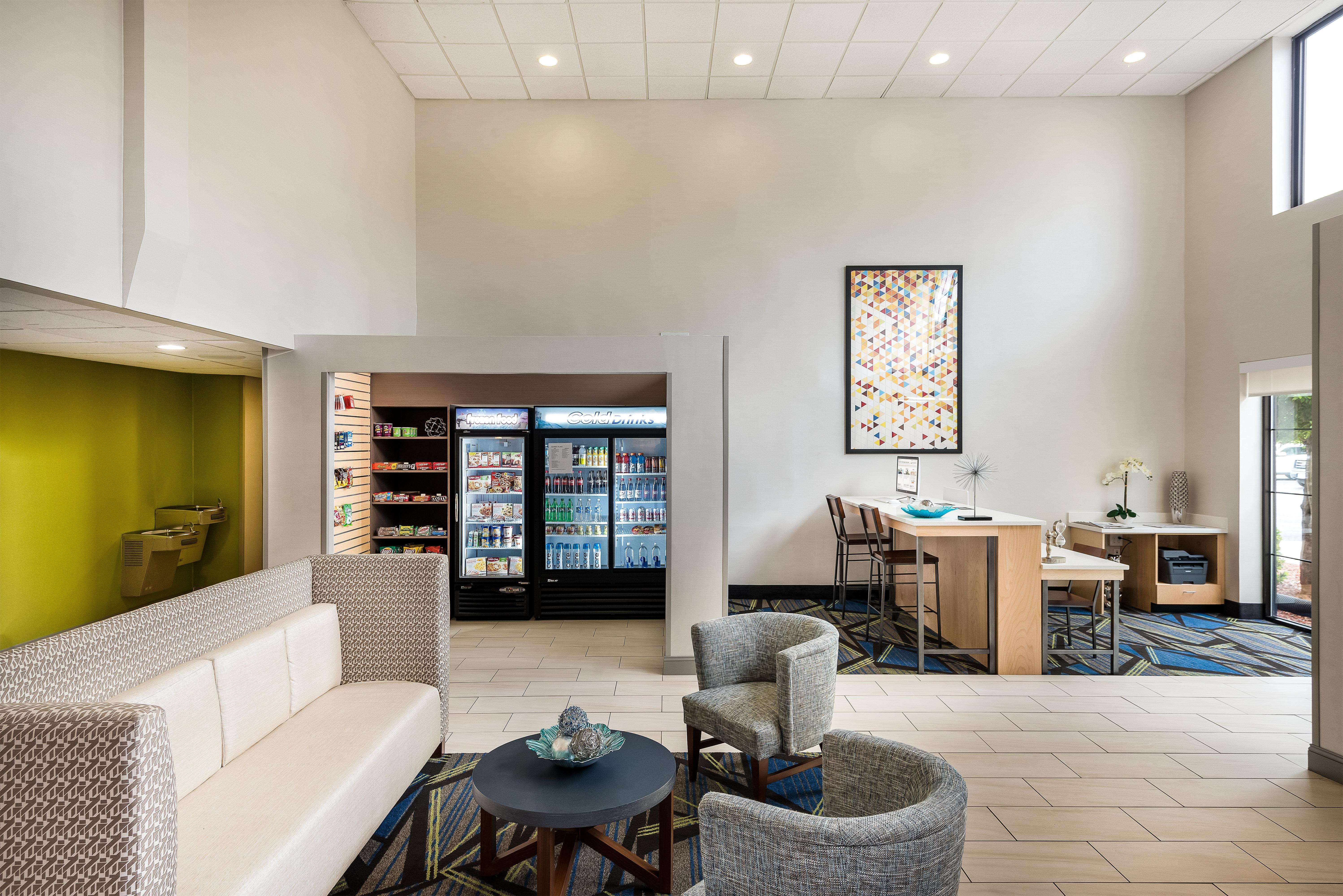 Holiday Inn Express & Suites Charlotte Arpt-Belmont By Ihg Exterior foto